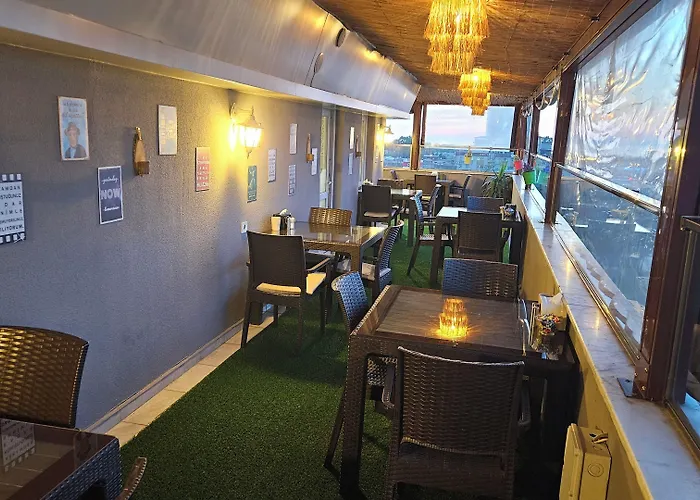 Pointbreak Szálloda *