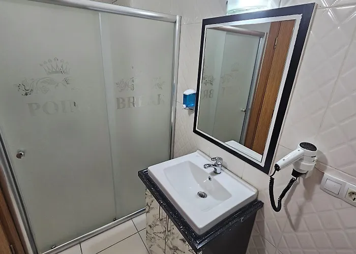 Pointbreak Szálloda *