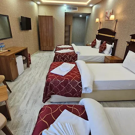 Pointbreak Otel *