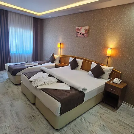 Pointbreak Otel